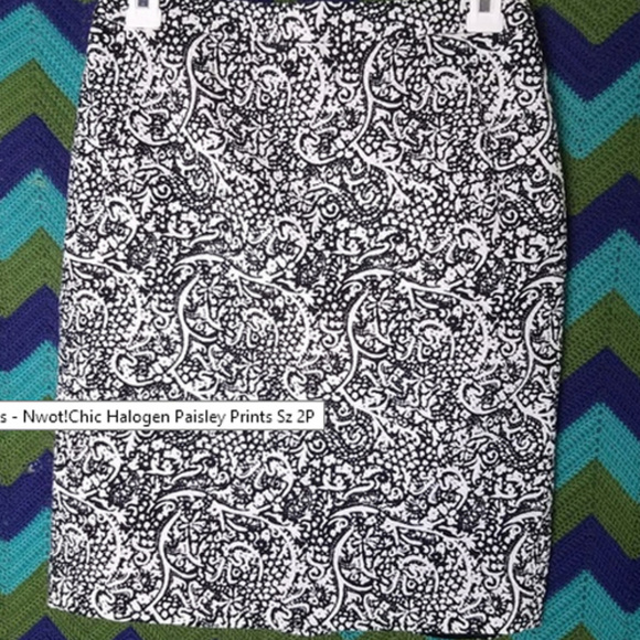 Halogen Black and white paisley print skirt size 2 - Picture 2 of 7